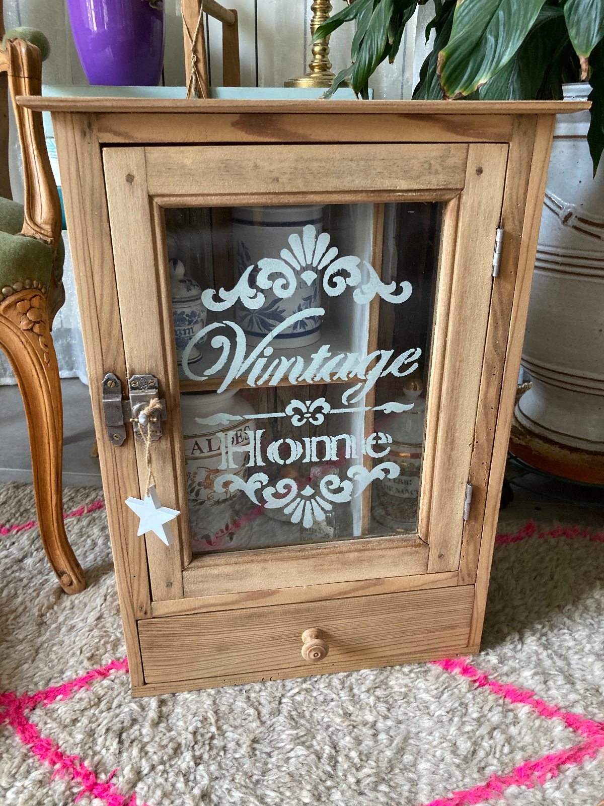 Petite armoire à pharmacie / vitrine sapin  meuble vintage relooke style artisanal