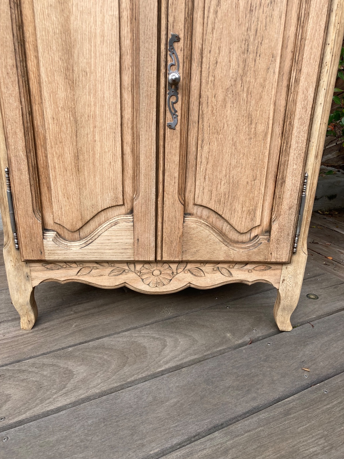 Petit buffet chêne maison de campagne  meuble vintage relooke en bois massif