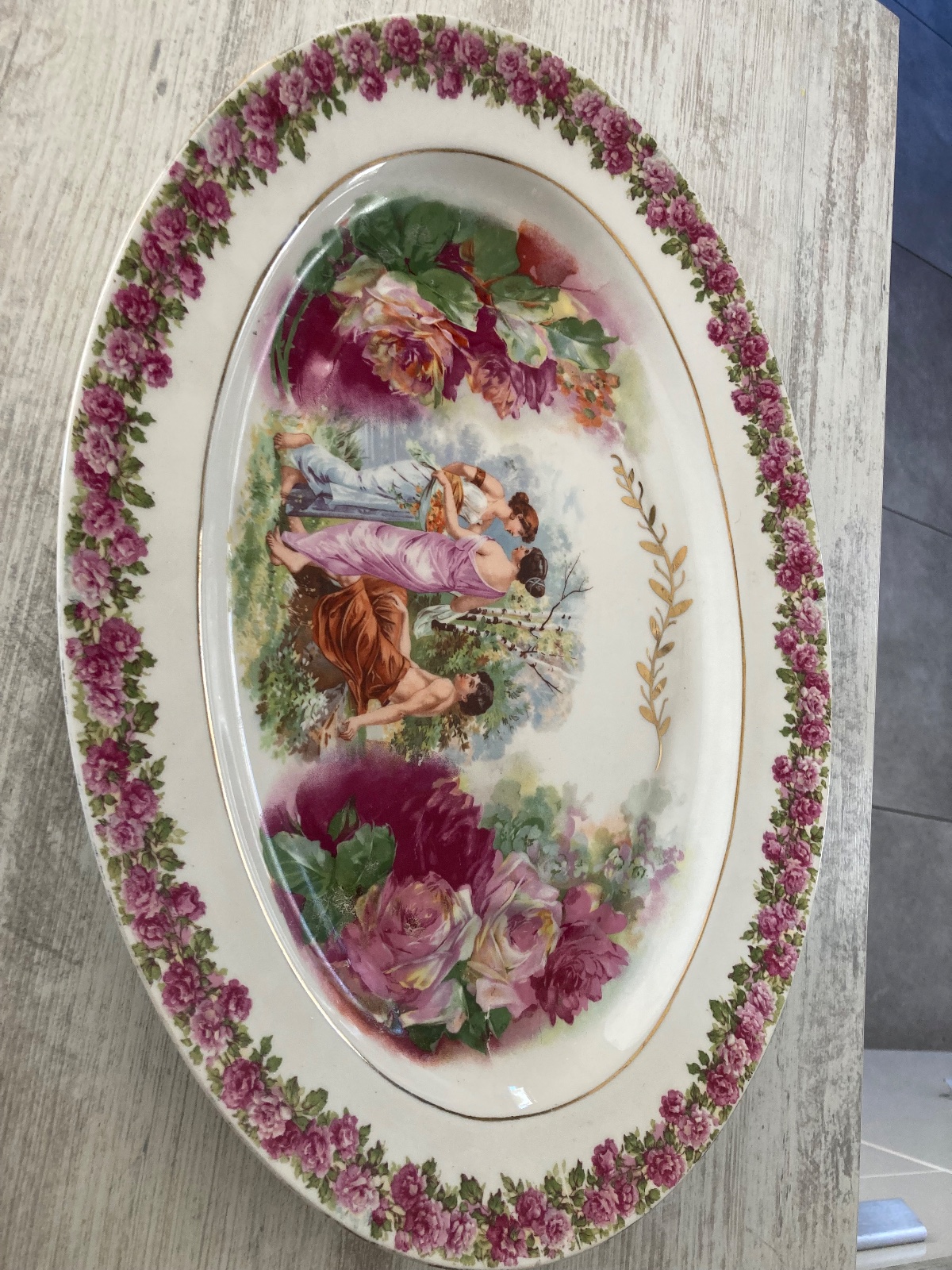 Très grand plat de service porcelaine HAVILAND / scène romantique  meuble vintage relooke style artisanal
