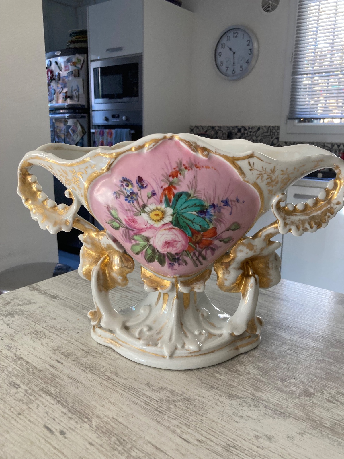 Vase ancien porcelaine de Paris / grand modele rose à fleurs  meuble vintage relooke en bois massif
