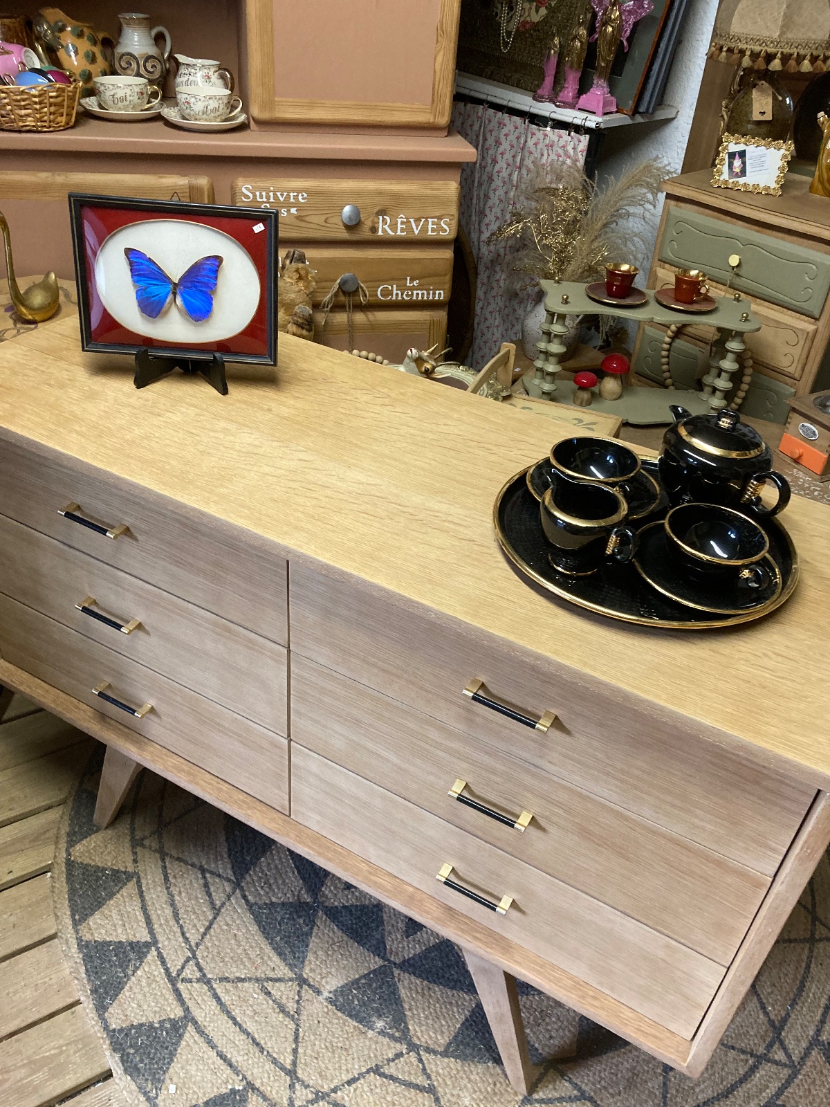 Petite enfilade / commode ligne scandinave pieds compas  meuble vintage relooke en bois massif