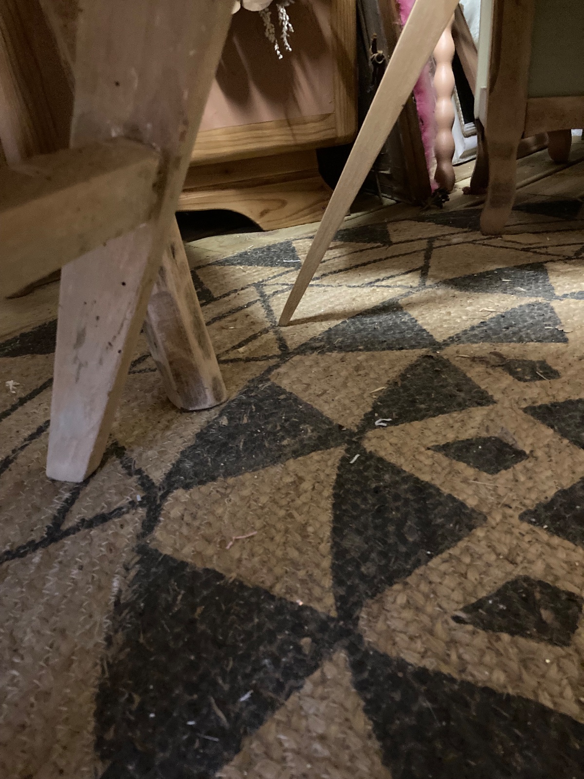 Petite enfilade / commode ligne scandinave pieds compas  meuble vintage relooke en bois massif