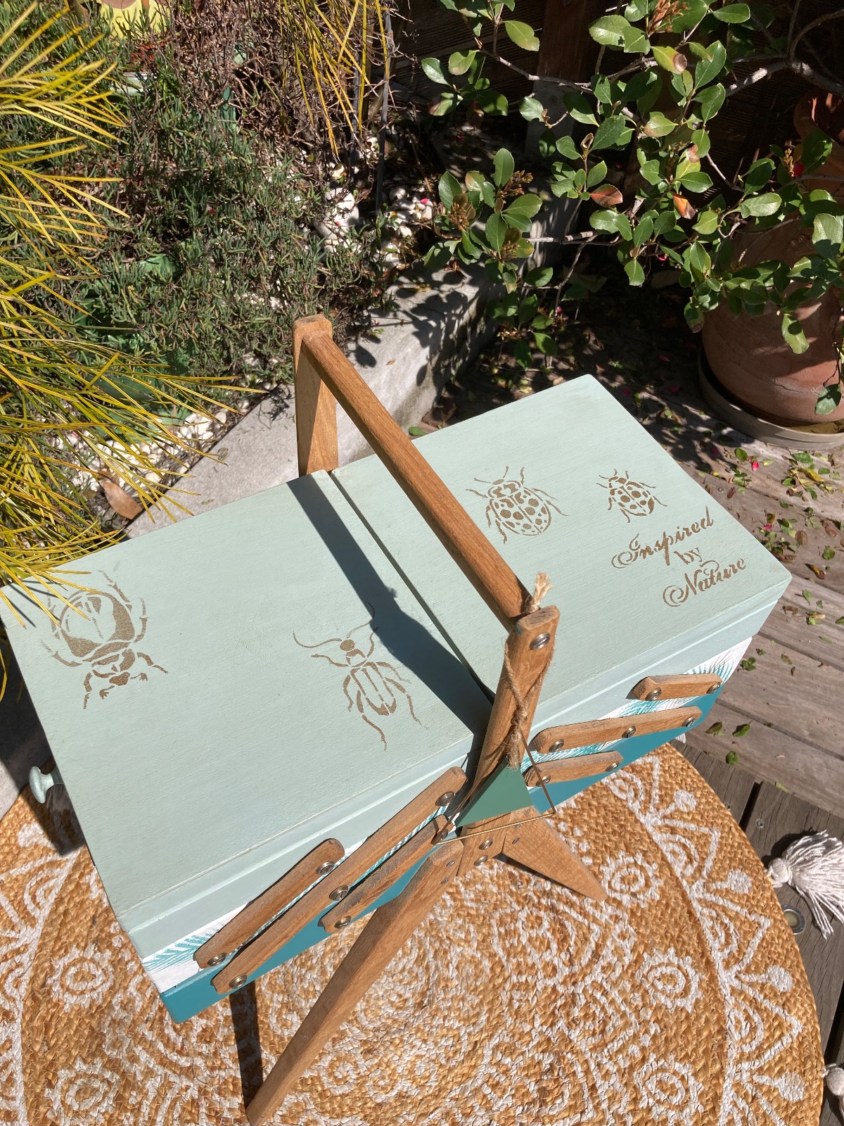 Travailleuse style jungle Boheme / pieds compas  meuble vintage relooke en bois massif