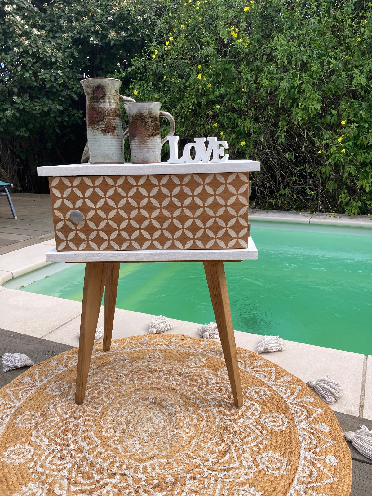 Joli chevet vintage ligne scandinave  meuble vintage relooke style artisanal