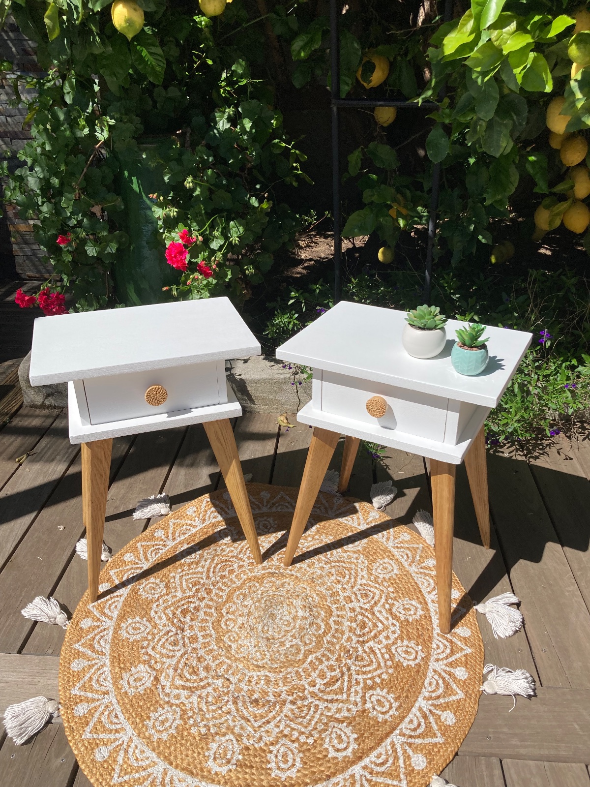 Incroyable duo de chevets vintage pieds compas XL meuble vintage relooke en bois massif